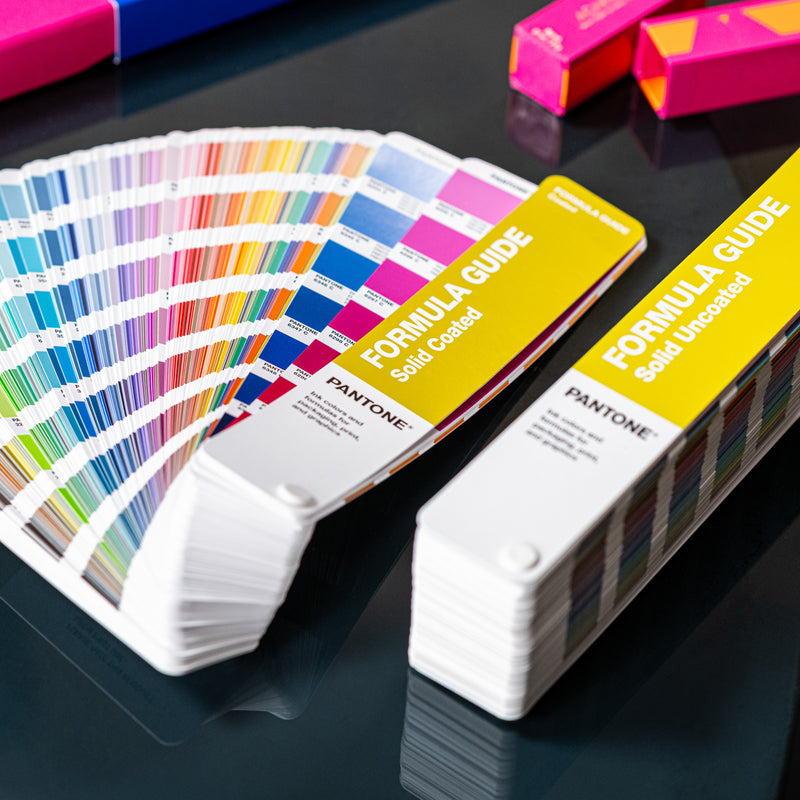 PANTONE Formula Guide Set gestreken en ongestreken
