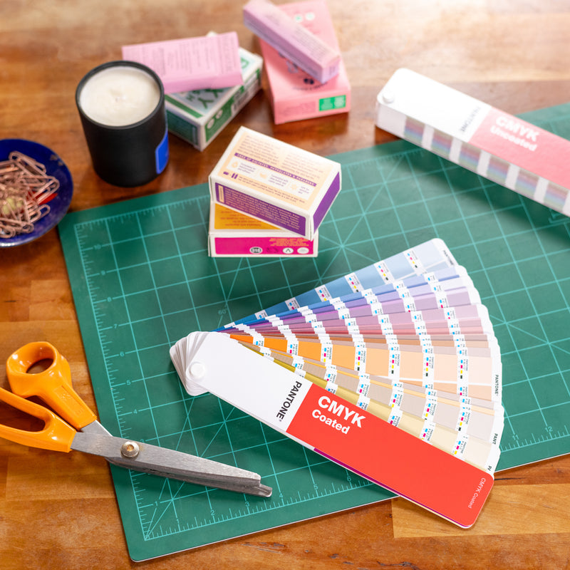 PANTONE Essentials Guide Set